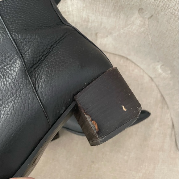 Everlane Black Pebbled Leather Boss Boot - Picture 5 of 11